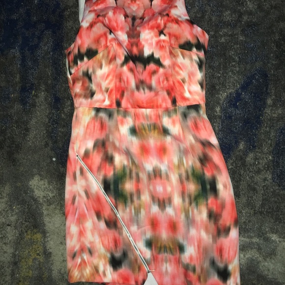 Kaleidoscope Finders Keepers structured dress - Picture 4 of 6